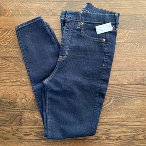 Gap True Skinny Jean
